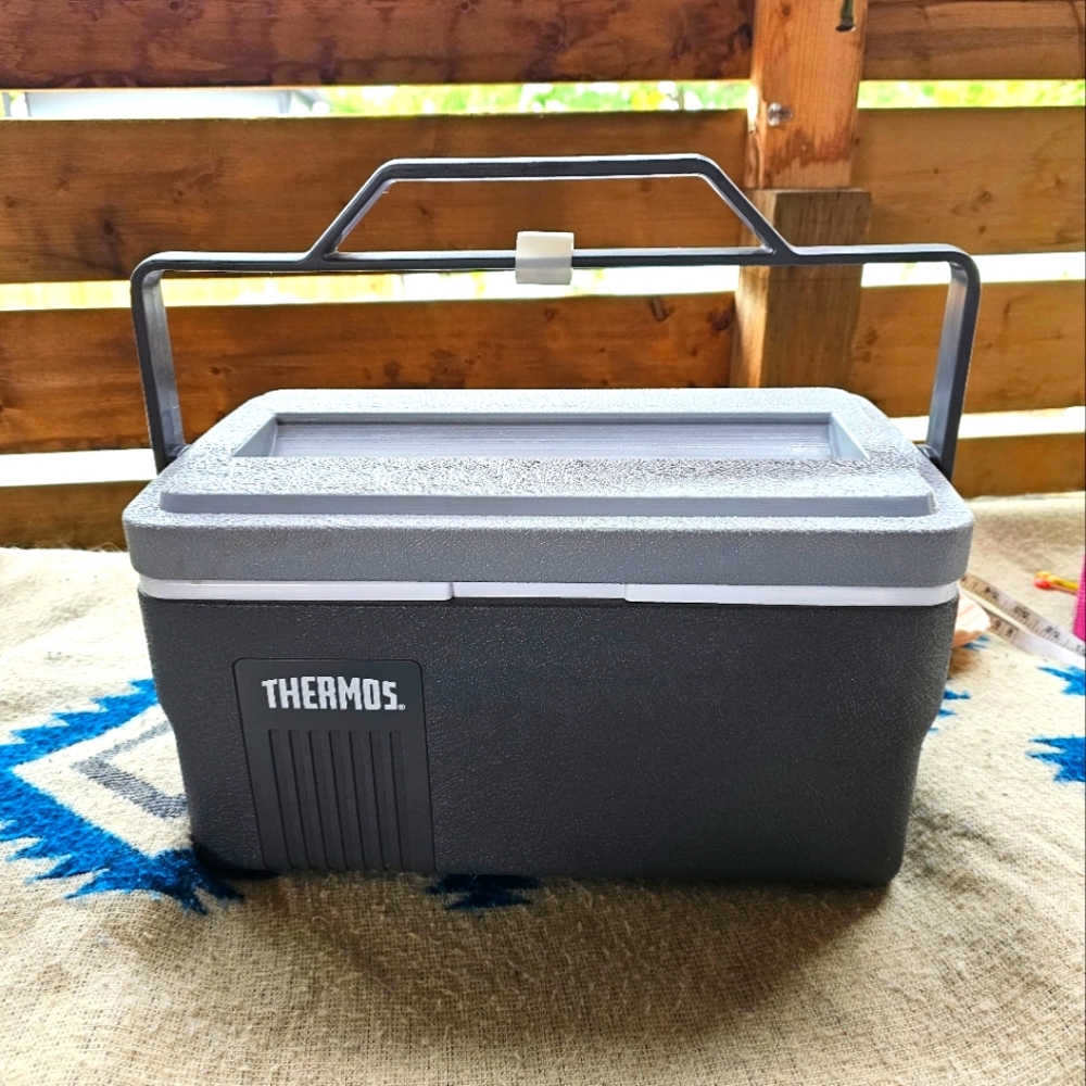 Thermos Lunch Lugger Insulated Cooler